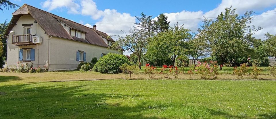 House 6 rooms of 290 m² in La Forêt-du-Parc (27220)