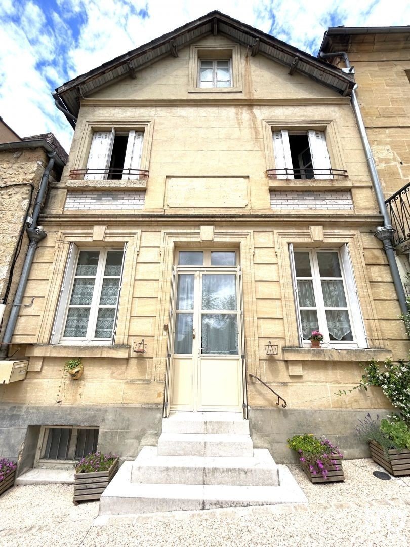 Vente Maison 118m² 5 Pièces à Saint-Cyprien (24220) - Iad France