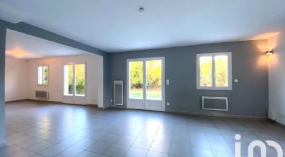 House 7 rooms of 171 m² in Grans (13450)