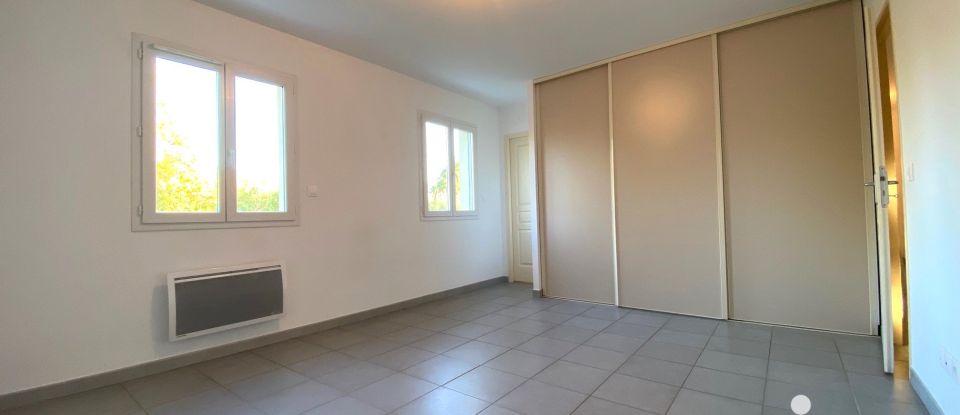 Maison 7 pièces de 171 m² à Grans (13450)