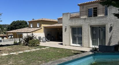 House 6 rooms of 155 m² in Marseille (13013)