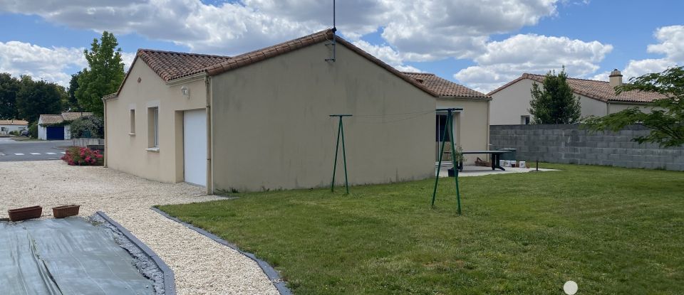 Maison 4 pièces de 88 m² à Aizenay (85190)