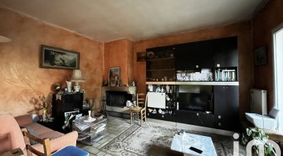 Traditional house 4 rooms of 67 m² in Mérignac (33700)
