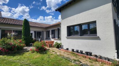 Architect house 8 rooms of 166 m² in Cholet (49300)