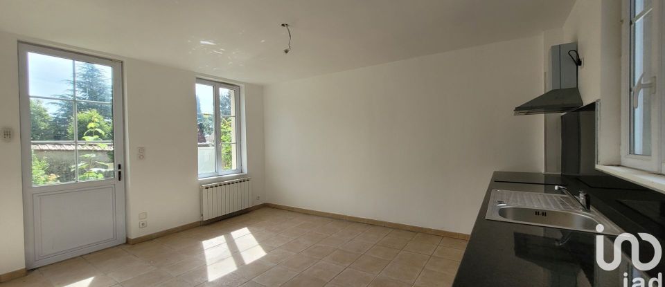 House 5 rooms of 135 m² in La Bonneville-sur-Iton (27190)