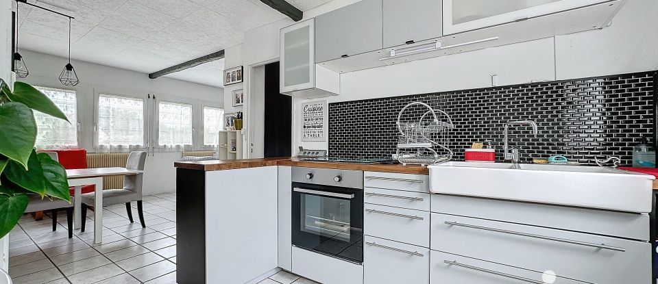 Maison 3 pièces de 64 m² à Corbeil-Essonnes (91100)