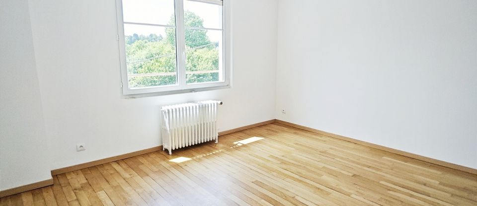 Town house 6 rooms of 137 m² in Auxerre (89000)