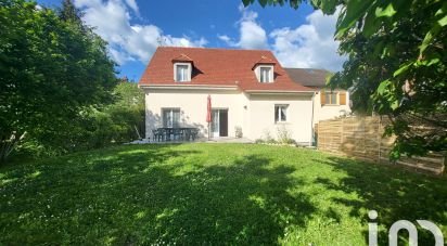 Traditional house 7 rooms of 170 m² in Ermont (95120)