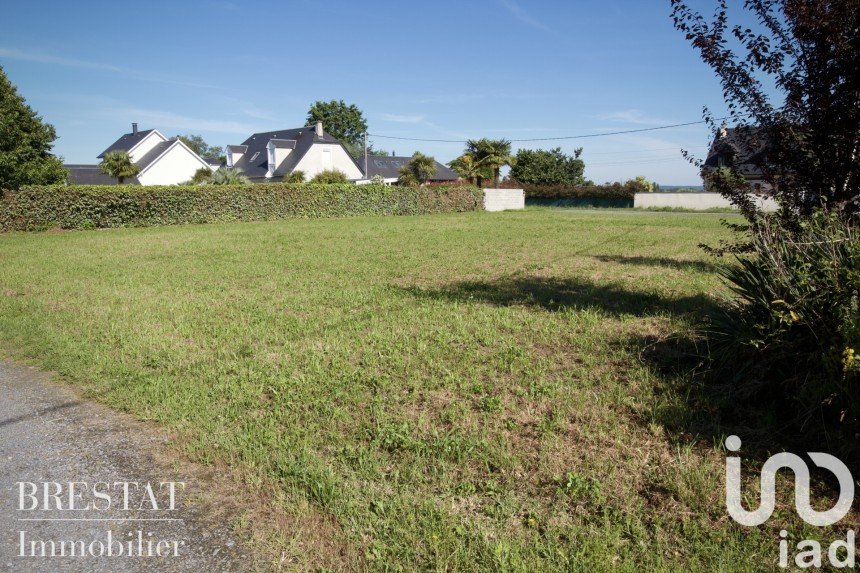 Terrain de 1 300 m² à Tarbes (65000)