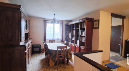House 5 rooms of 90 m² in Le Pizou (24700)