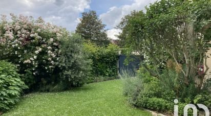 House 5 rooms of 115 m² in Bussy-Saint-Georges (77600)