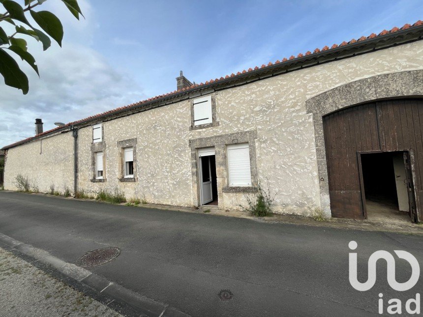 Maison de village 5 pièces de 110 m² à Ruelle-sur-Touvre (16600)