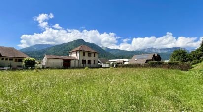 Terrain de 2 630 m² à FAVERGES (74210)