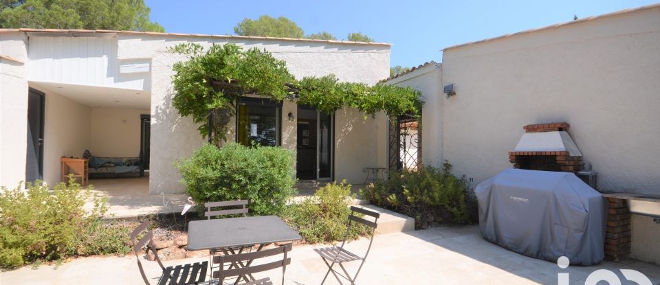 Maison 9 pièces de 240 m² à Puget-sur-Argens (83480)