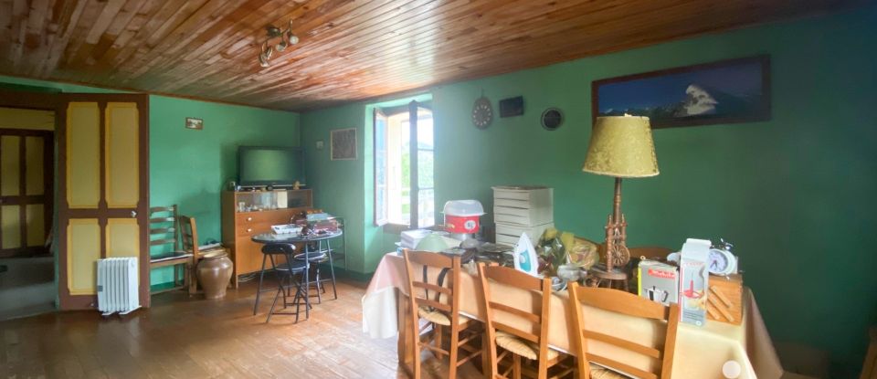 Village house 6 rooms of 110 m² in FILLIÈRE (74370)