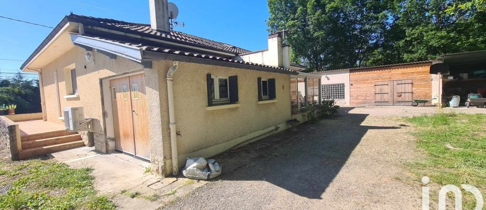 Maison traditionnelle 7 pièces de 144 m² à La Ville-Dieu-du-Temple (82290)