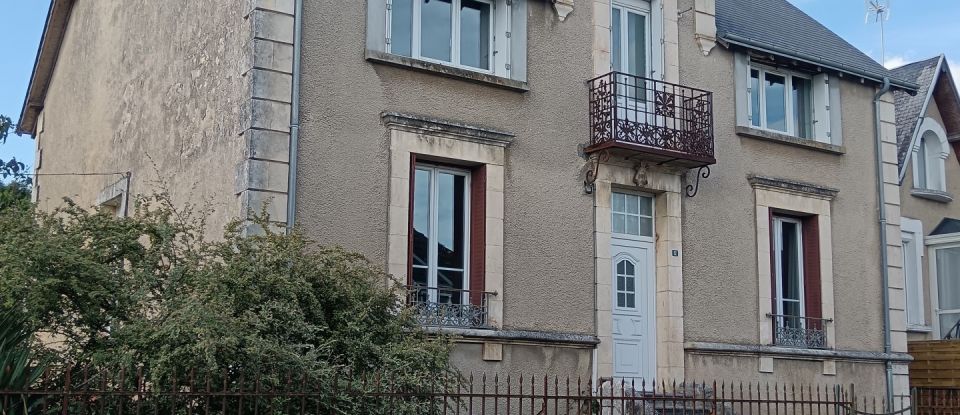 Maison 6 pièces de 174 m² à Pruniers (36120)