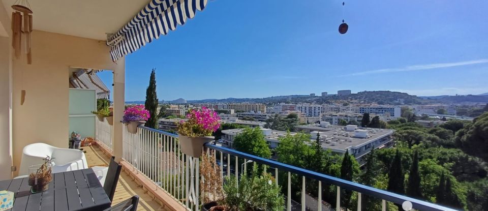 Appartement 3 pièces de 90 m² à Cagnes-sur-Mer (06800)