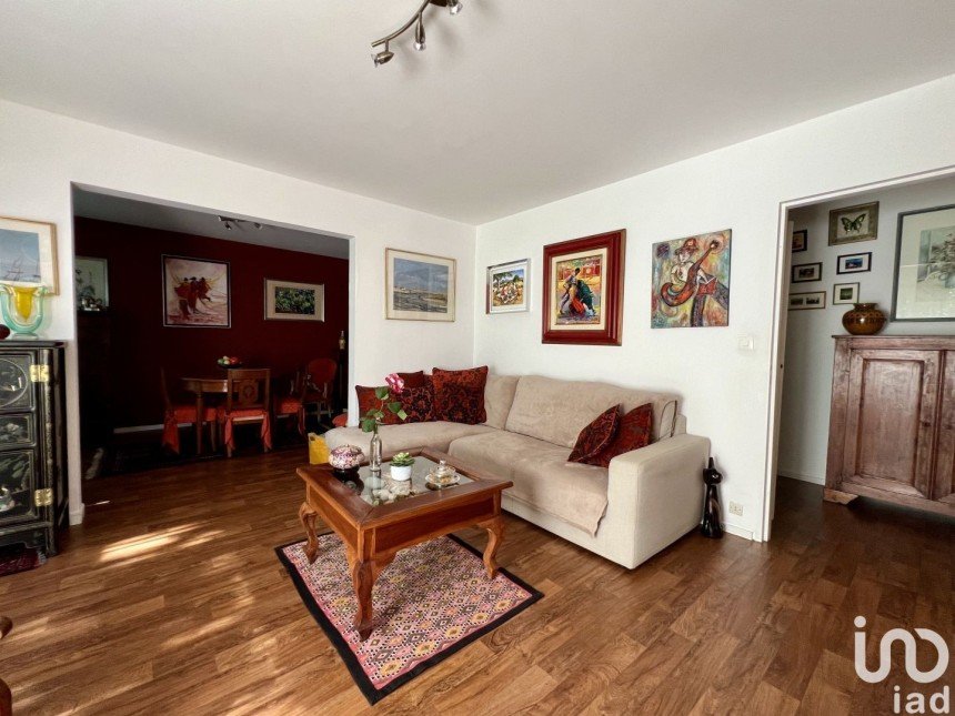 Appartement 5 pièces de 92 m² à Cenon (33150)
