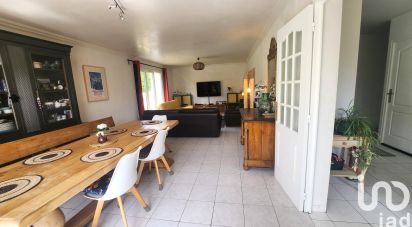 House 8 rooms of 215 m² in Leuville-sur-Orge (91310)