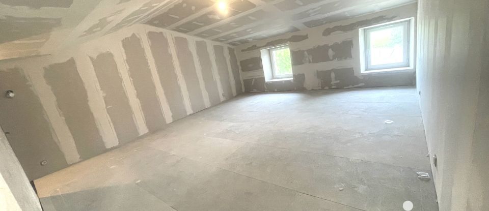 Maison 9 pièces de 253 m² à Tesson (17460)