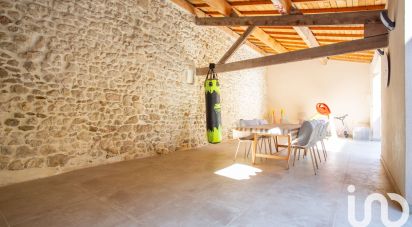Maison 6 pièces de 215 m² à Rochefort-du-Gard (30650)