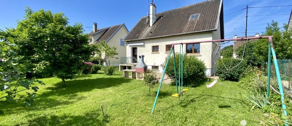 Maison traditionnelle 6 pièces de 121 m² à Choisy-en-Brie (77320)