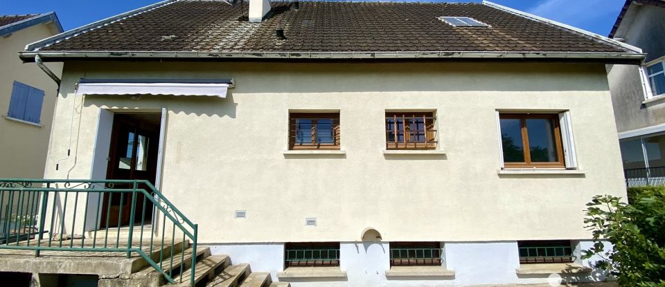 Maison traditionnelle 6 pièces de 121 m² à Coulommiers (77120)