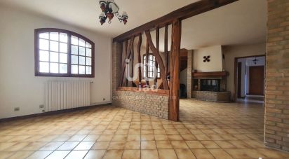 House 4 rooms of 100 m² in Vignacourt (80650)