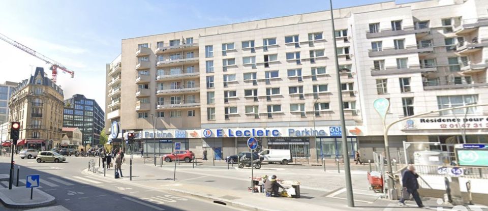 Retail property of 50 m² in Clichy (92110)