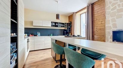 Maison 11 pièces de 311 m² à Fey-en-Haye (54470)