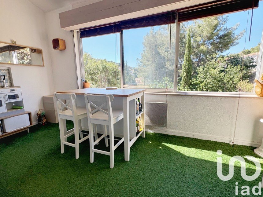 Appartement 3 pièces de 72 m² à Bandol (83150)