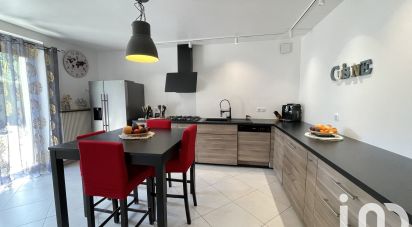 Longere 6 rooms of 145 m² in Saint-Pierre-lès-Nemours (77140)