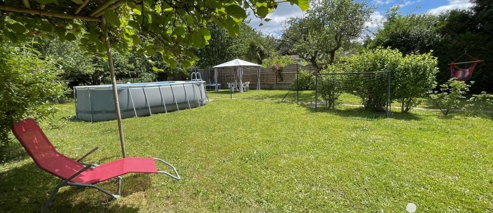 Longère 6 pièces de 145 m² à Saint-Pierre-lès-Nemours (77140)