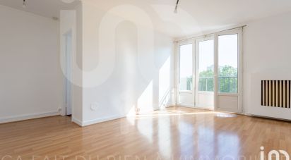 Appartement 3 pièces de 58 m² à Montreuil (93100)
