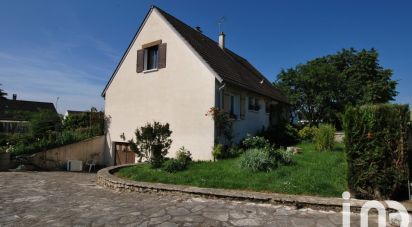 Pavilion 6 rooms of 137 m² in Ouzouer-sur-Trézée (45250)