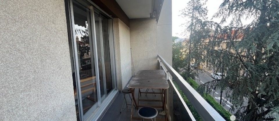 Appartement 3 pièces de 76 m² à Bordeaux (33000)