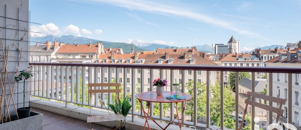 Apartment 5 rooms of 139 m² in Grenoble (38000)