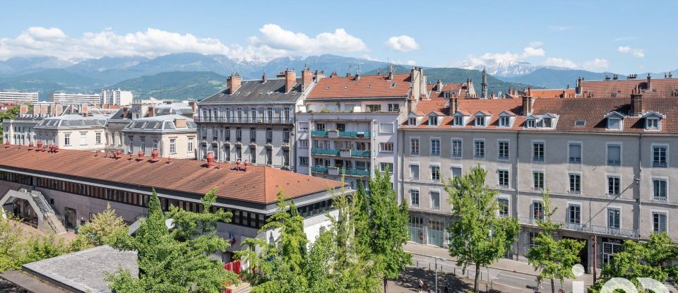 Apartment 5 rooms of 139 m² in Grenoble (38000)