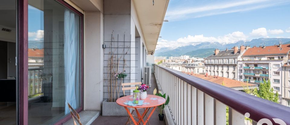 Apartment 5 rooms of 139 m² in Grenoble (38000)