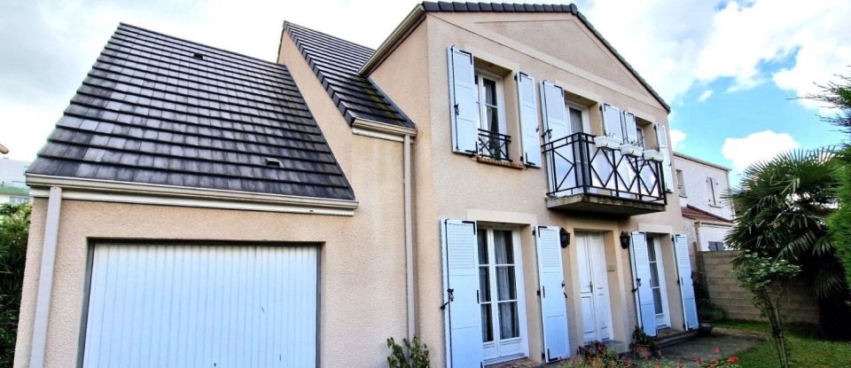 Maison 7 pièces de 130 m² à Chennevières-sur-Marne (94430)