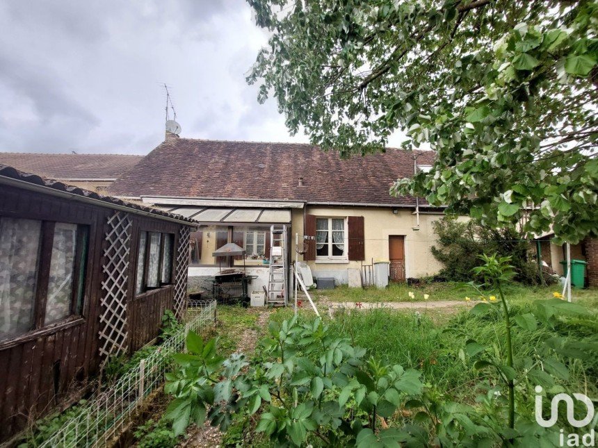 Maison 2 pièces de 62 m² à Véron (89510)