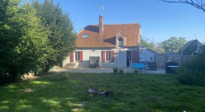 House 9 rooms of 205 m² in Courtenay (45320)