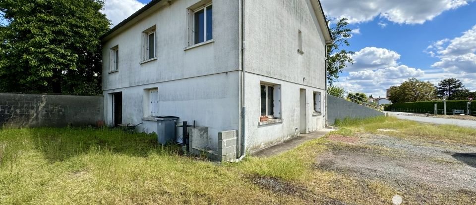 Maison 4 pièces de 145 m² à Largeasse (79240)