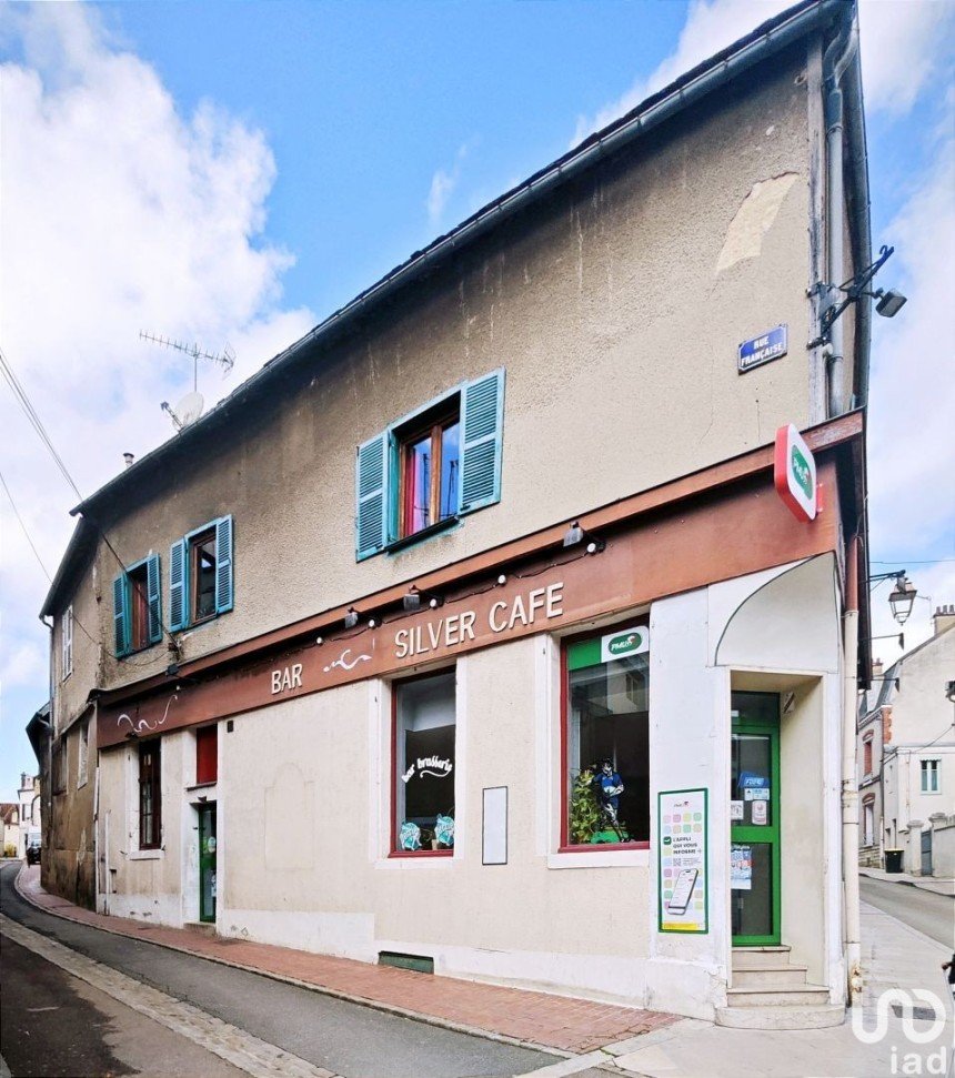 Brasserie-type bar of 94 m² in Auxerre (89000)