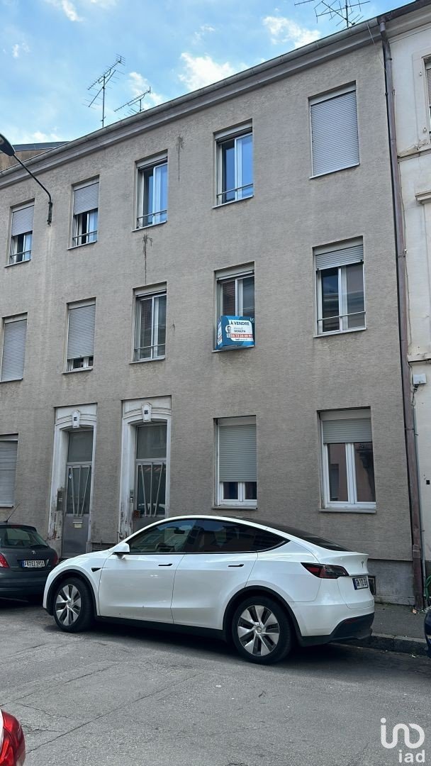 Building in Mulhouse (68100) of 188 m²