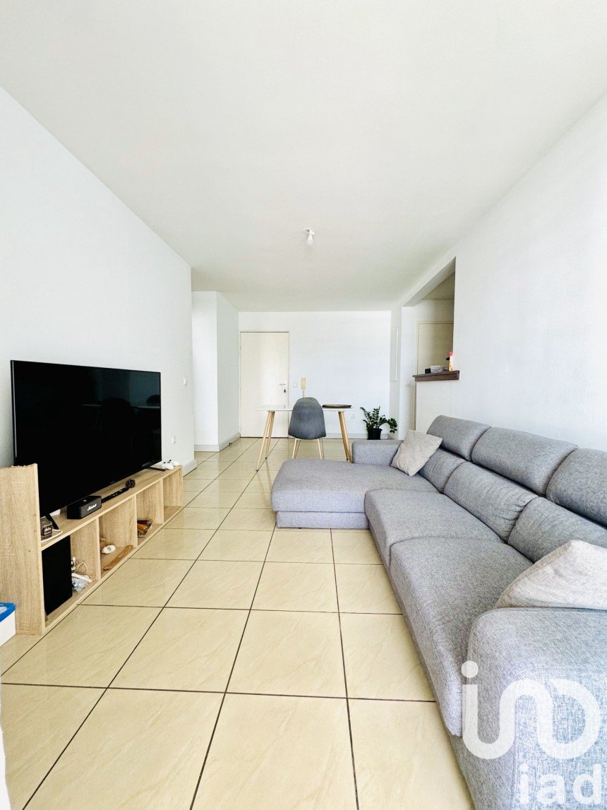 Appartement 2 pièces de 39 m² à Saint-Denis (97490)