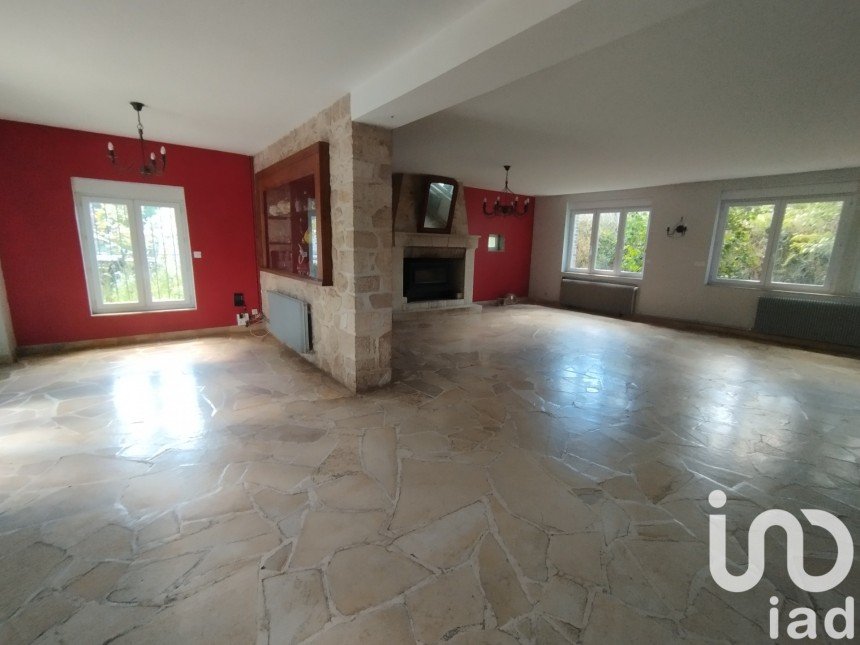 House 7 rooms of 298 m² in Savigny-sur-Braye (41360)