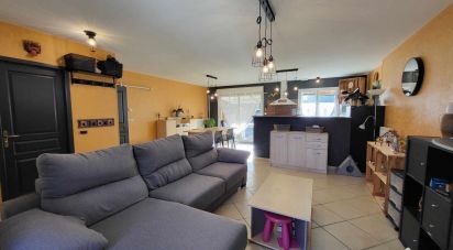 House 4 rooms of 104 m² in Villefranche-sur-Cher (41200)