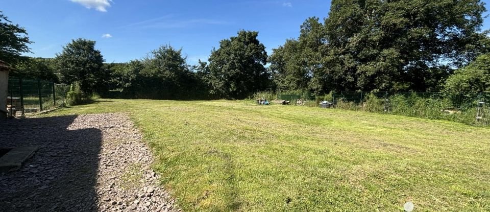 Maison de campagne 4 pièces de 54 m² à Luthenay-Uxeloup (58240)